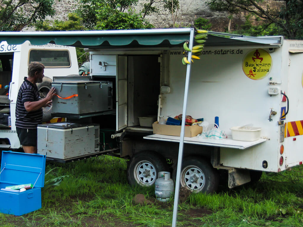 Unser tropenfester Safarianhänger mit autarkem Equipment